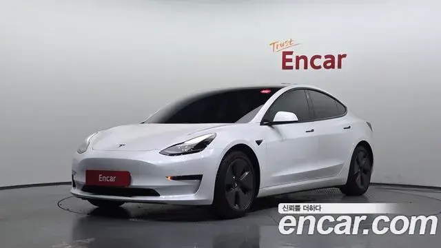 Tesla Model 3 Standard Range Plue RWD 2021
