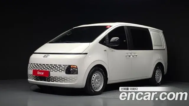 Hyundai Staria Cargo 5-Seater Smart 2022