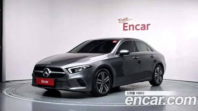 Mercedes-Benz A-Class A220 Sedan 2022