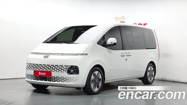 Hyundai Staria Tourer 9-Seater Modern 2022