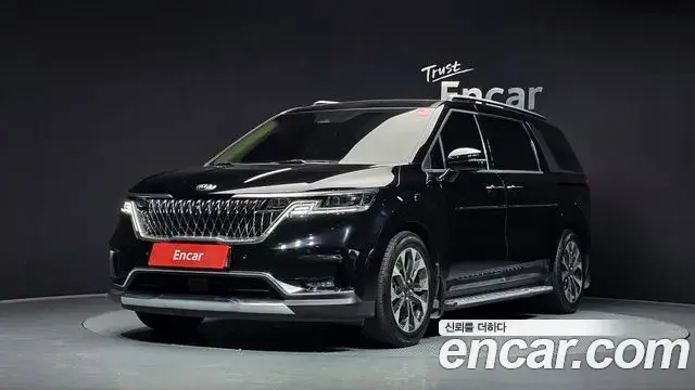 Kia Carnival Gasoline 9-Seater Signature 2020