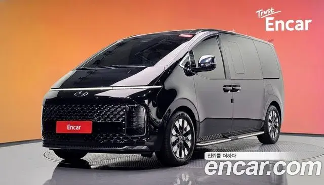 Hyundai Staria 4WD Lounge 9-Seater Inspiration 2021