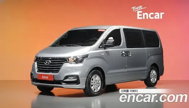 Hyundai Starex Van 3-Seater Smart 2021