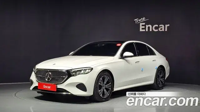 Mercedes-Benz E-Class E200 Avantgarde 2025