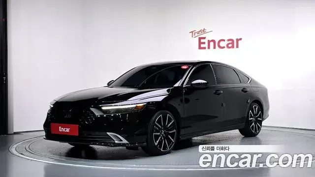 Honda Accord 2.0 Hybrid Touring 2024