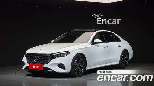 Mercedes-Benz E-Class E200 Avantgarde 2024