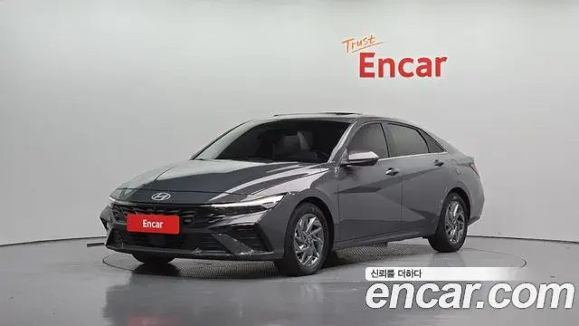 Hyundai AVANTE 1.6 Inspiration 2024
