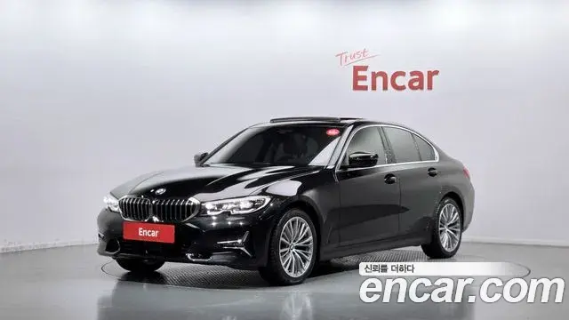 BMW 3-Series 320i Luxury 2022