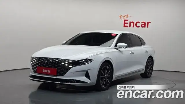 Hyundai Grandeur 2.5 Le Blanc 2022