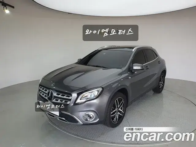 Mercedes-Benz GLA-Class GLA220 Premium 2019