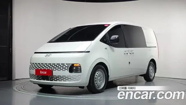 Hyundai Staria Cargo 5-Seater Smart 2025