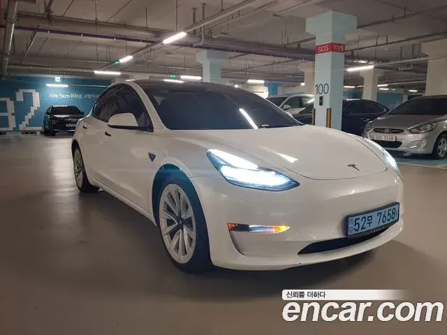 Tesla Model 3 RWD 2022