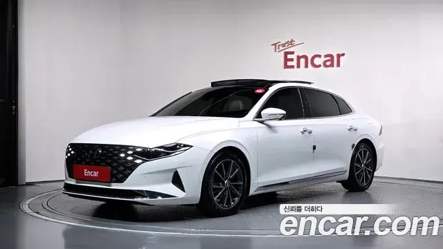 Hyundai Grandeur 2.5 Le Blanc 2022