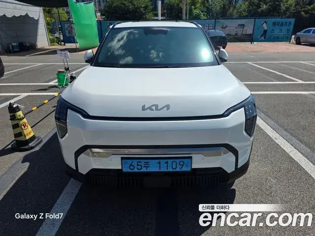 Kia EV3 Long Range 2WD Earth 2025