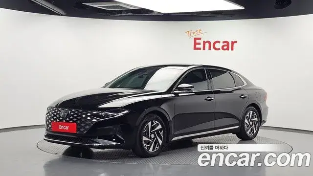 Hyundai Grandeur Le Blanc 2022