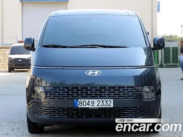 Hyundai Staria HEV 1.6 Cargo 5-Seater Modern 2024