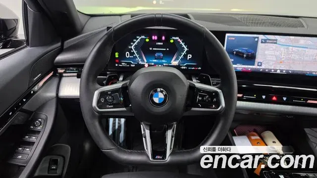 BMW 5-Series 520i M Sport 2024 — фото 13