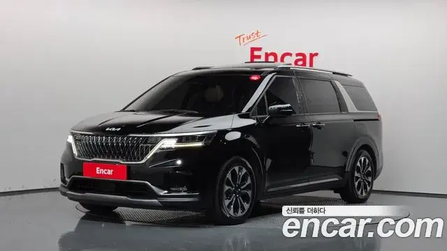 Kia Carnival Gasoline 9-Seater Signature 2023