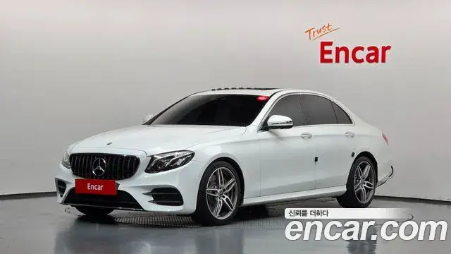 Mercedes-Benz E-Class E300 AMG Line 2019
