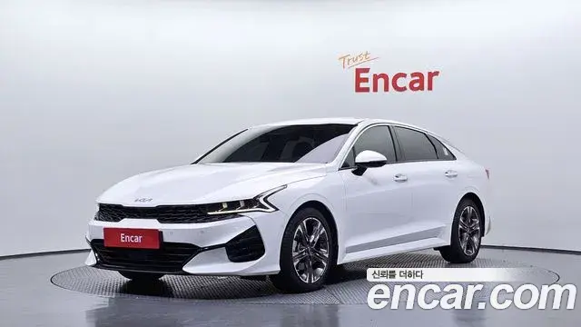 Kia K5 2.0 Signature 2022