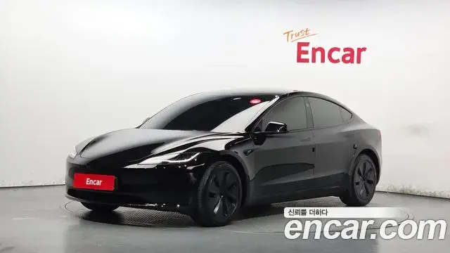 Tesla Model 3 RWD 2025