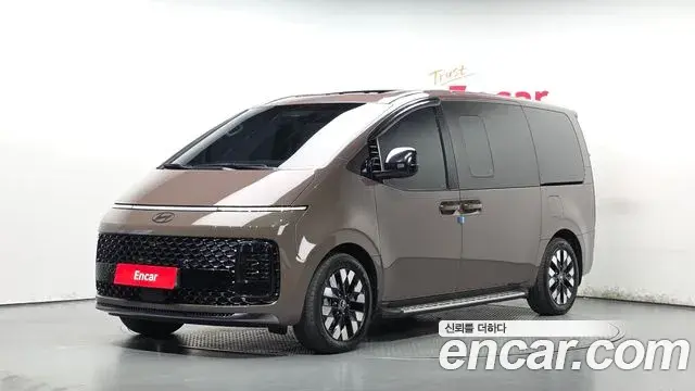 Hyundai Staria HEV 1.6 Lounge 7-Seater Inspiration 2025