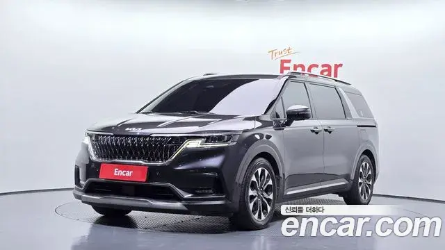 Kia Carnival Gasoline 9-Seater Signature 2022
