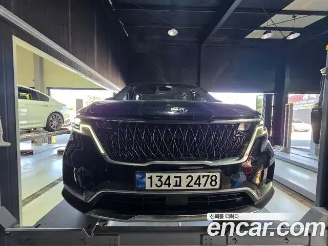 Kia Carnival Diesel 9-Seater Noblesse 2020