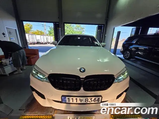 BMW 5-Series 530i xDrive M Sport Package Plus 2019