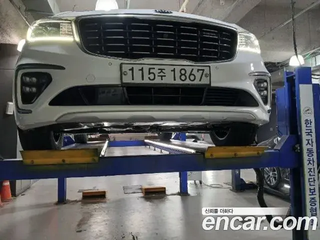 Kia Carnival Gasoline 9-Seater Hi-Limousine Noblesse Special 2020