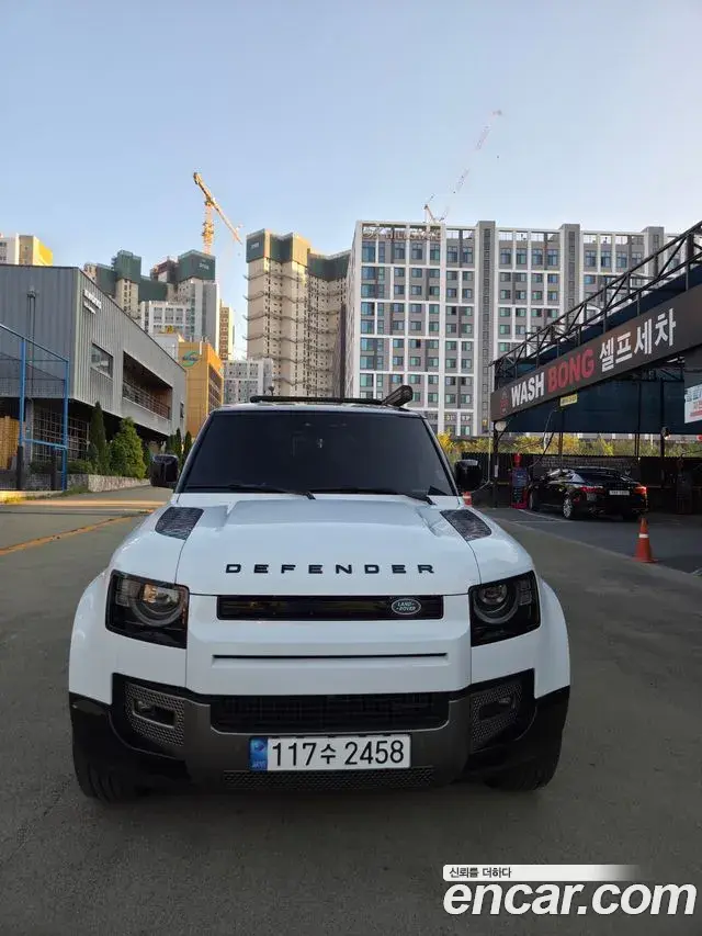 Land Rover Defender 110 P300 X-Dynamic SE 2022