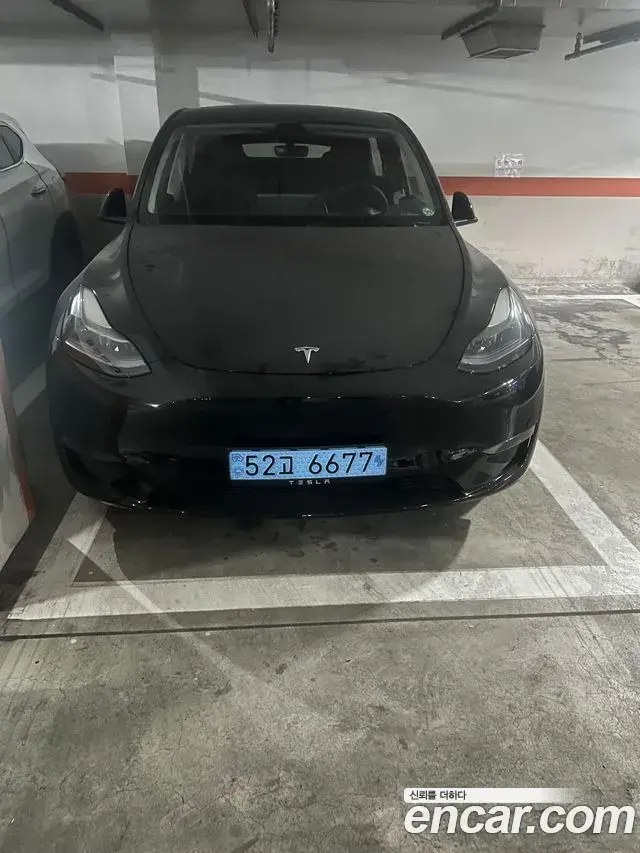 Tesla Model Y Performance AWD 2024