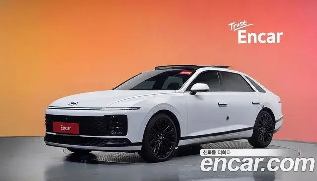 Hyundai Grandeur Calligraphy 2023