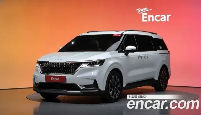 Kia Carnival Gasoline 9-Seater Signature 2023