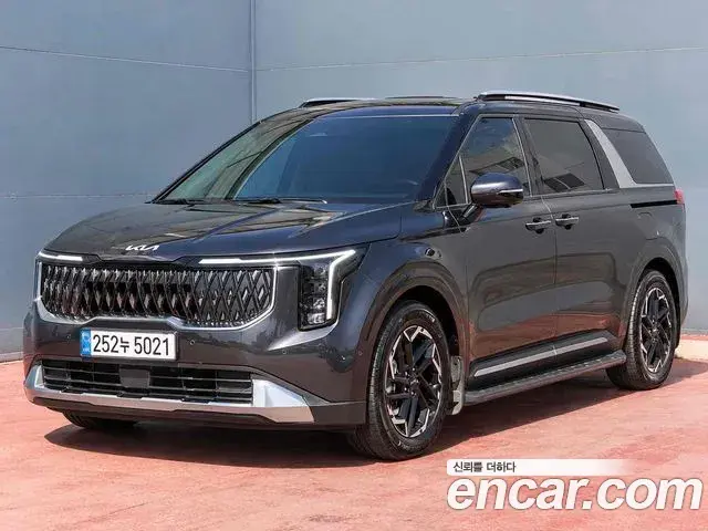 Kia Carnival Gasoline 9-Seater Noblesse 2024