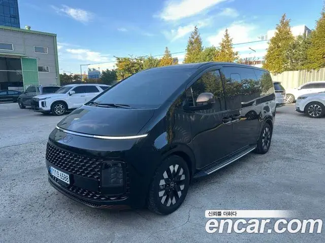 Hyundai Staria 4WD Lounge 7-Seater Inspiration 2025