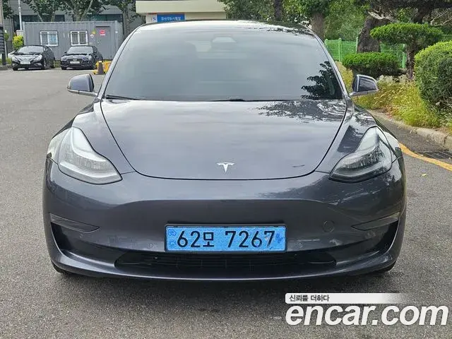 Tesla Model 3 Standard Range Plue RWD 2020