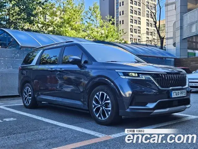 Kia Carnival Diesel 9-Seater Prestige 2021