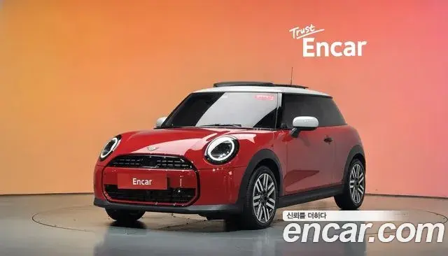 Mini Cooper Classic 2025
