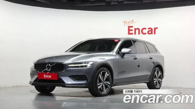 Volvo V60 T5 Pro AWD 2019