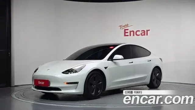 Tesla Model 3 Standard Range Plue RWD 2021