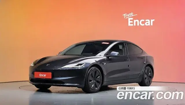 Tesla Model 3 RWD 2025