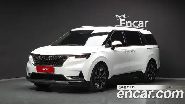 Kia Carnival Gasoline 7-Seater Noblesse 2021