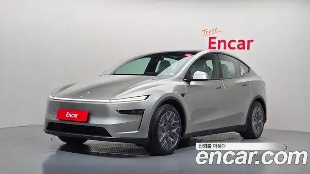 Tesla Model Y L Long Range AWD 2026