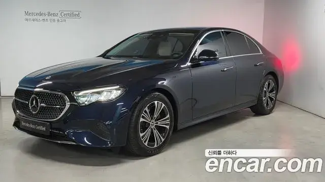 Mercedes-Benz E-Class E200 Avantgarde 2025