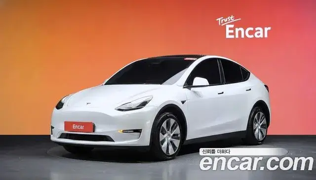 Tesla Model Y Long Range AWD 2023
