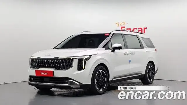 Kia Carnival Diesel 7-Seater Signature 2024
