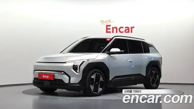 Kia EV3 Long Range 2WD Earth 2025