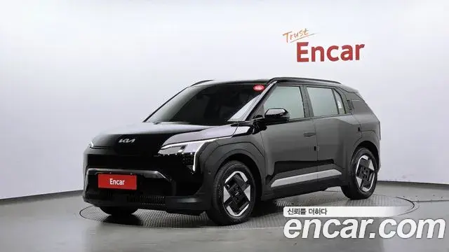 Kia EV3 Long Range 2WD Earth 2025