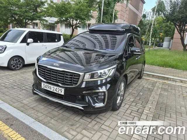 Kia Carnival 9-Seater Hi-Limousine Prestige 2019